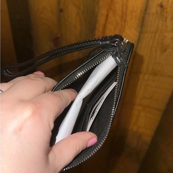 NWT Coach Wristlet - Picture 2 of 2